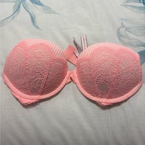 NWOT Pink Lace Women's Victoria Secret Push-Up Bra, Size 38B